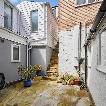 Ferienhaus Host & - The Hideaway Scarborough