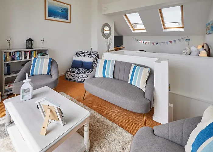 Host & - The Hideaway 別荘 *