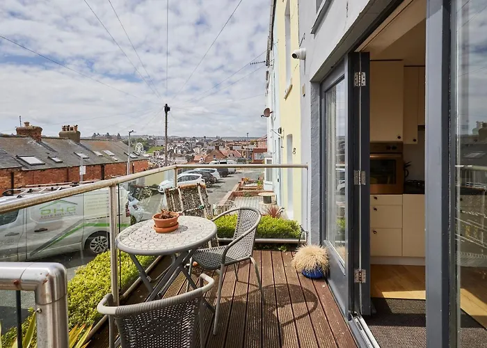 Host & - The Hideaway 別荘